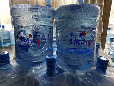 臨沂桶裝水山泉水質量如何？甘雨露桶裝水報價一覽